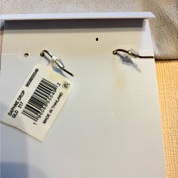 Kendra Scott Silver and Cream Earrings - Picture 3 of 4